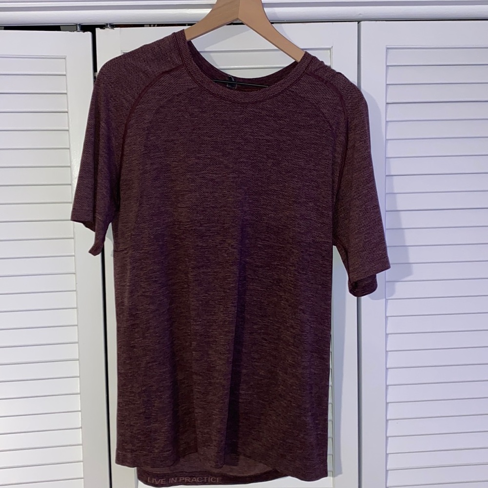 Lululemon metal vent t shirt